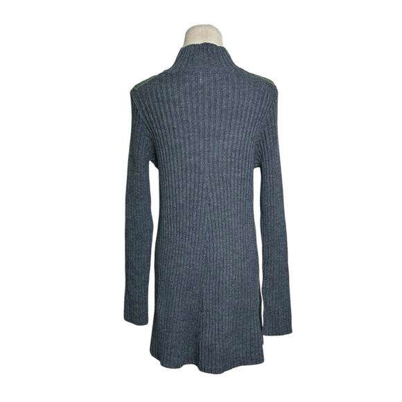 Yuumi Aria gray shoulder patch ribbed knit sweater size F - Small - Picture 2 of 16